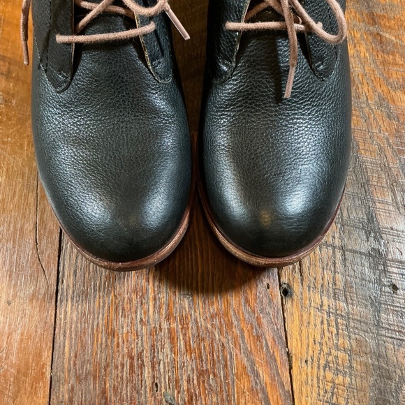 Kork-Ease Helene Black Leather Lace Up Chukka Heel Boots Women’s 8M - Picture 3 of 15